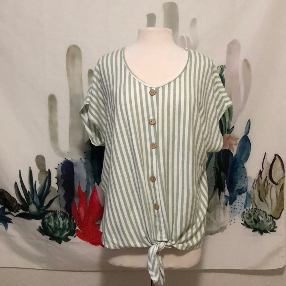 acemi Striped Tie Top